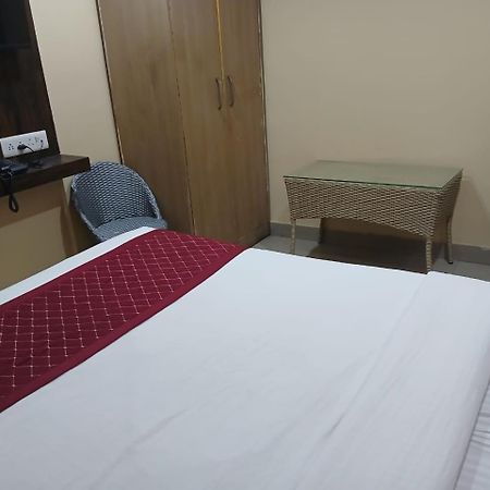 Blossoms Room Hotel Alekhya Residency- Luxury Lollection Hyderabad Eksteriør billede