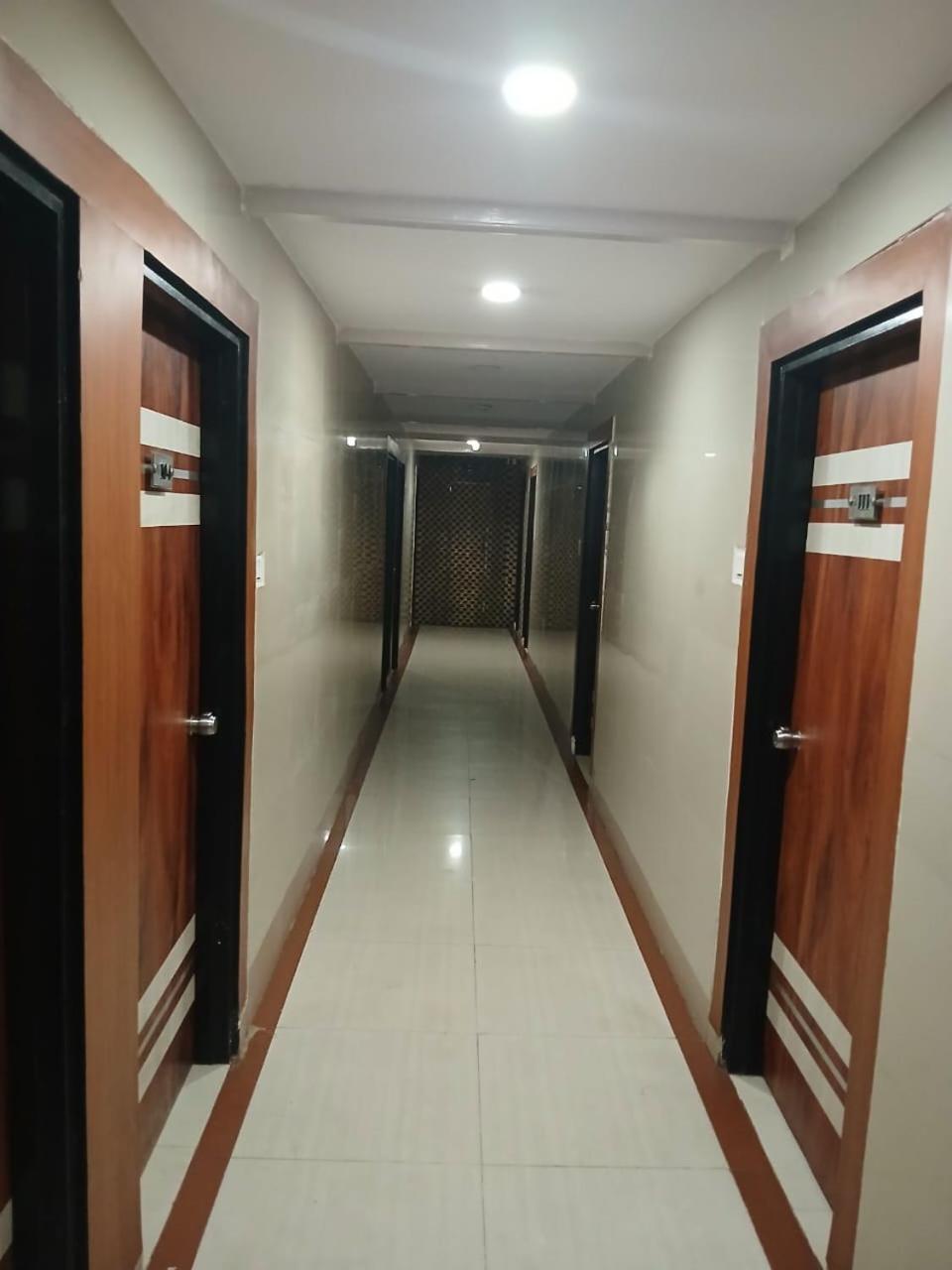 Blossoms Room Hotel Alekhya Residency- Luxury Lollection Hyderabad Eksteriør billede