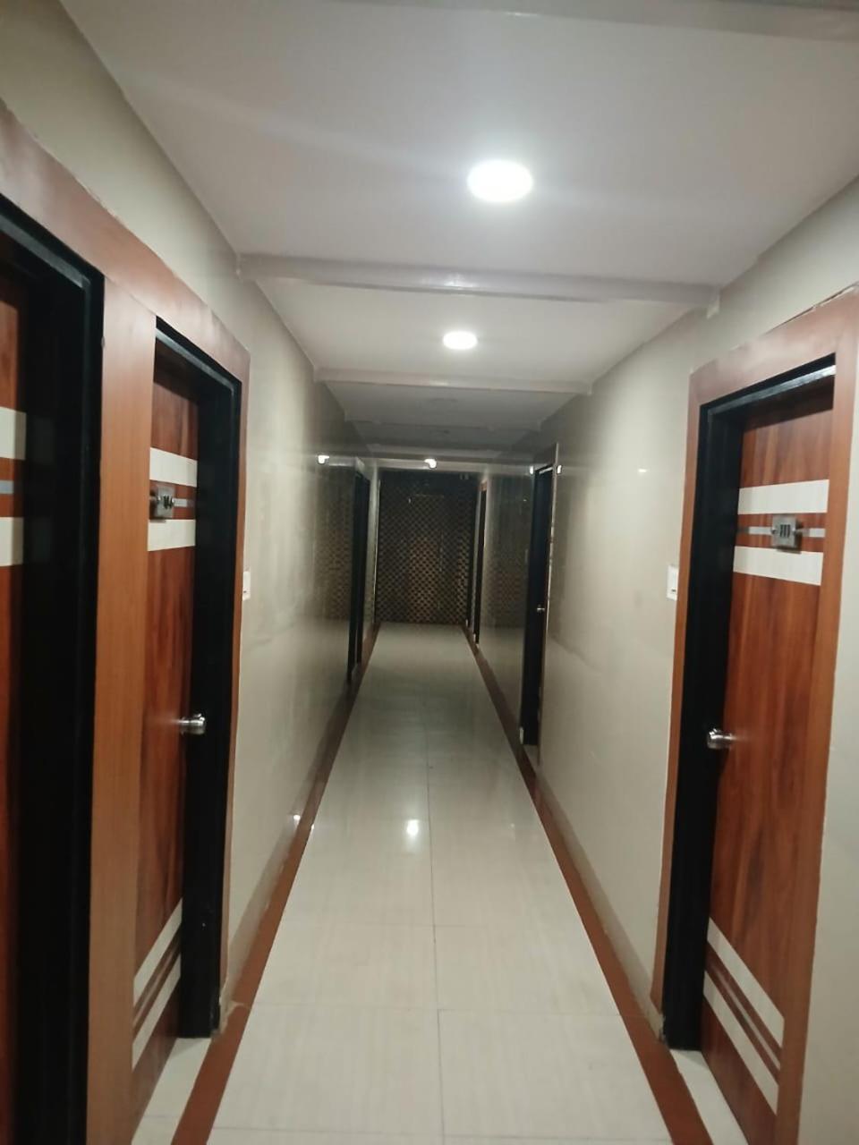 Blossoms Room Hotel Alekhya Residency- Luxury Lollection Hyderabad Eksteriør billede