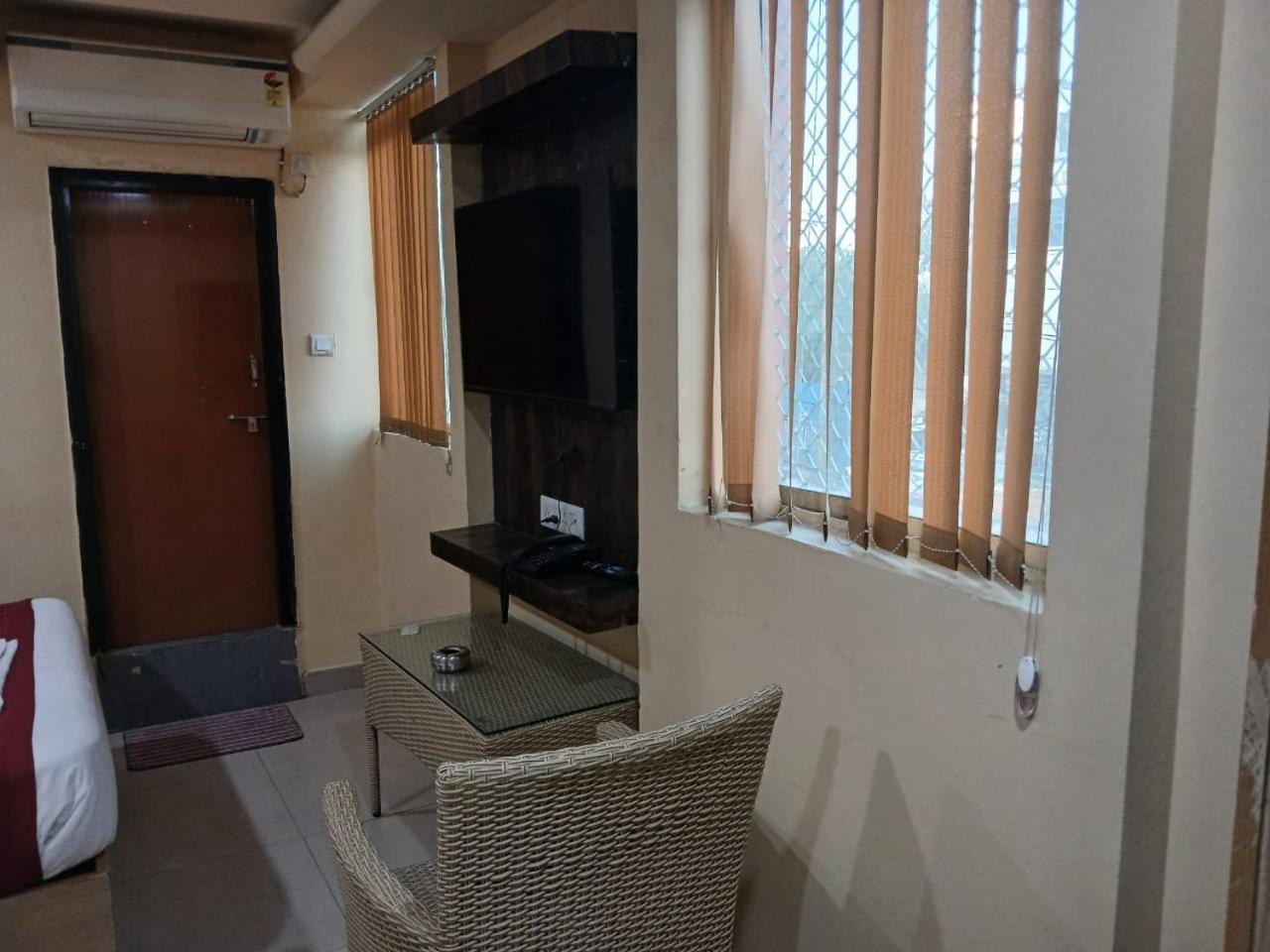 Blossoms Room Hotel Alekhya Residency- Luxury Lollection Hyderabad Eksteriør billede