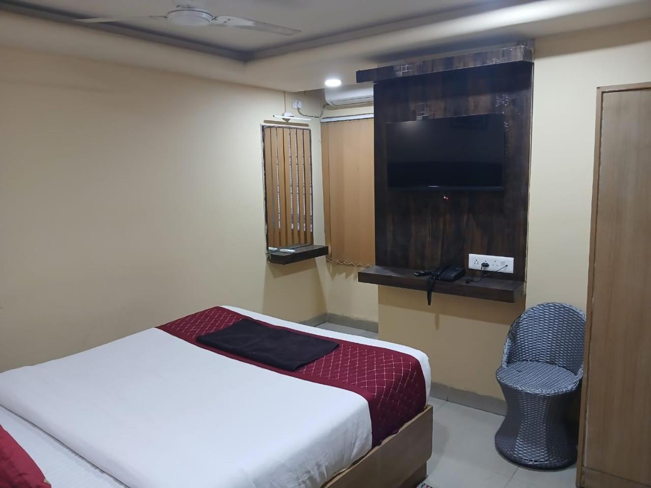 Blossoms Room Hotel Alekhya Residency- Luxury Lollection Hyderabad Eksteriør billede