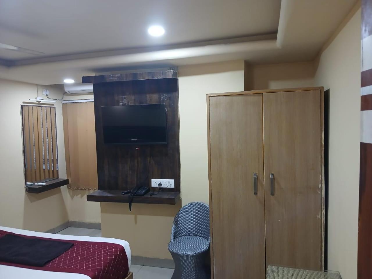 Blossoms Room Hotel Alekhya Residency- Luxury Lollection Hyderabad Eksteriør billede